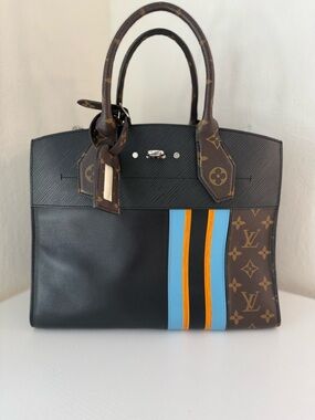 LOUIS VUITTON Epi Calfskin Monogram City Steamer MM